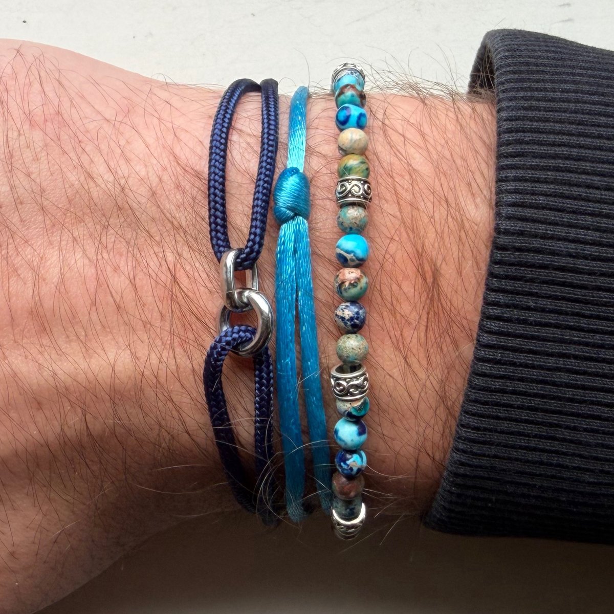 Azurro Heren Armbanden Set Velaro – Uniek en Handgemaakt Verschillende Designs – Natuursteen, Touw & Kralen Mix – Mediterrane Stijl - Cadeau voor Mannen & Vaderdag