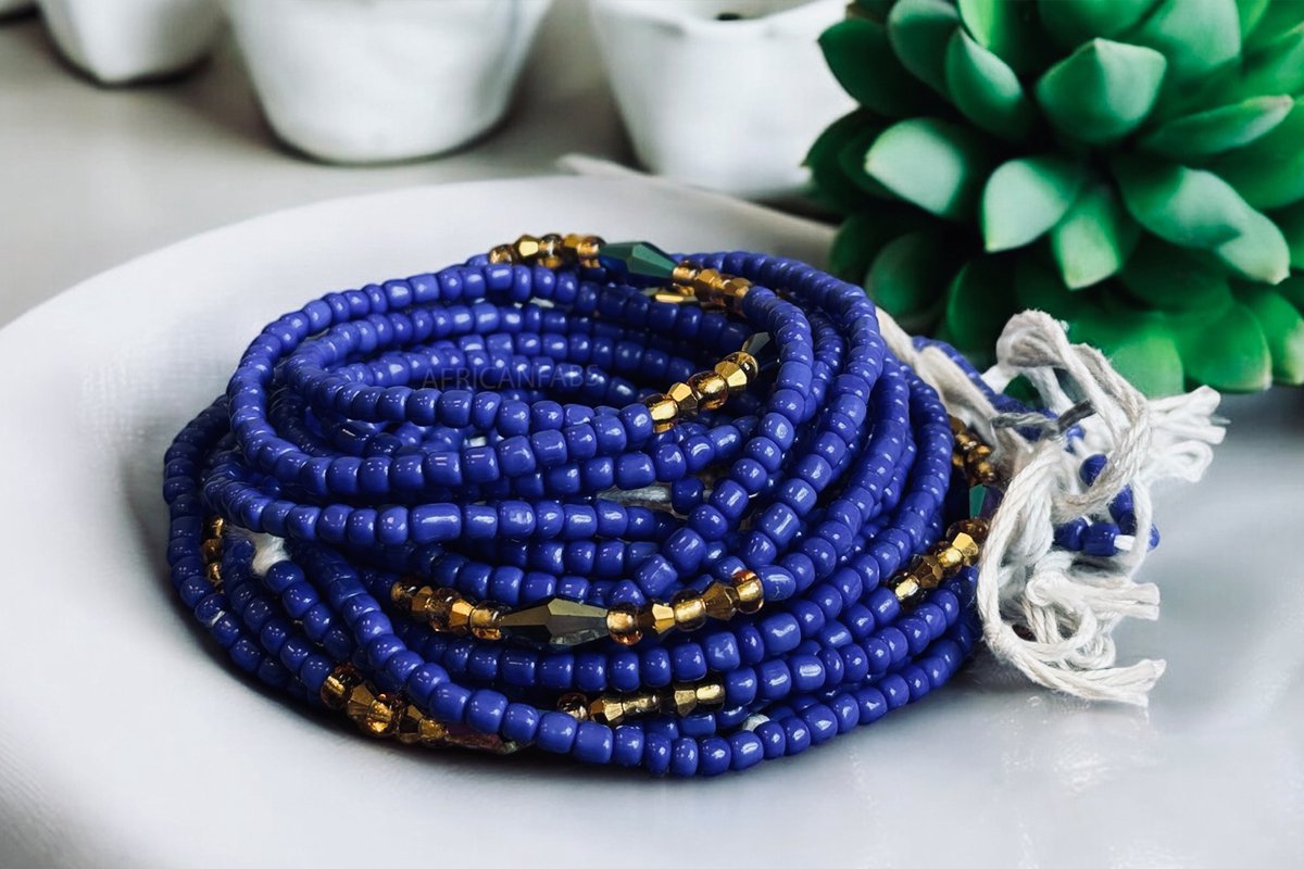 AfricanFabs® Waist Beads / Afrikaanse Heupketting - Chi - Blauw mix (Traditioneel niet-elastisch koord) - Buikketting - Taille ketting