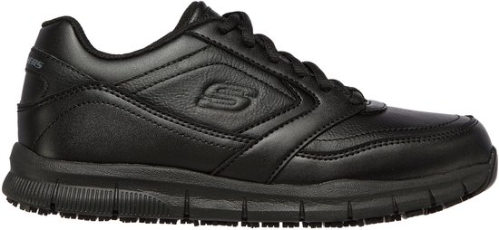 Chaussure lacée noire en cuir avec logo Skechers 'S' sur le côté et lacets.