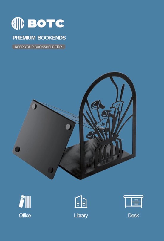 Zwarte metalen boekensteun met een gestileerd bloemontwerp in een boograam. Zwart en blauw achtergrond met tekst 'BOTC PREMIUM BOOKENDS'.