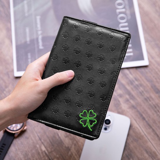 Golf scoreboek met klavertjevier reliëf - zwart leren geluksboekje van Merkloos — afbeelding 2