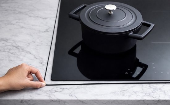 Chielo Santini - Parfum de voiture exclusif - Durée 1 an - Vegan Handgemaakt - Carbon Design