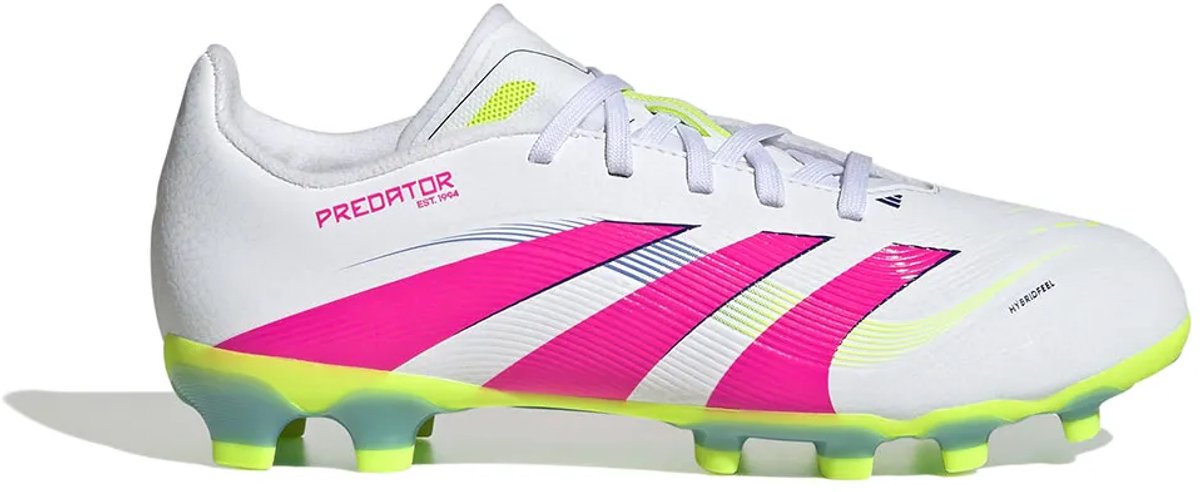 Adidas Predator League Mg kinder voetbalschoenen in wit met roze en groene accenten, ontworpen voor junioren.