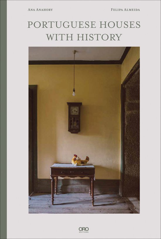 Portuguese Houses with History - cover