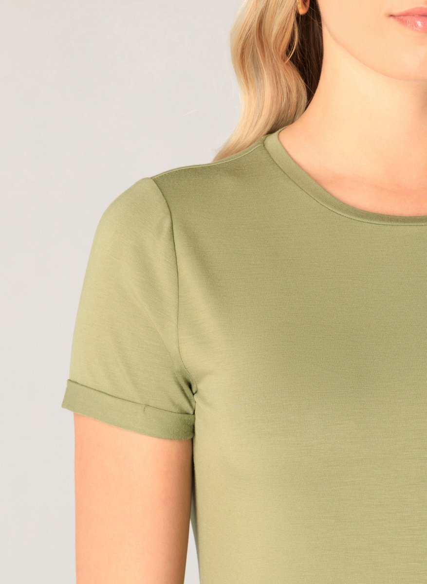 BASE LEVEL Yalba T-Shirt - Green - maat 46