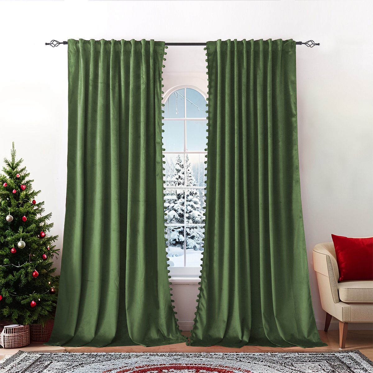 MUPOO Velours Gordijnen met Pompoms – 2 Stuks Kerst Gordijnen, Verduisterend en Warmteblokkend, Voor Woonkamer en Slaapkamer, Feestelijk Groen, Kerstversiering, Winter Party Decor, 132x274 cm