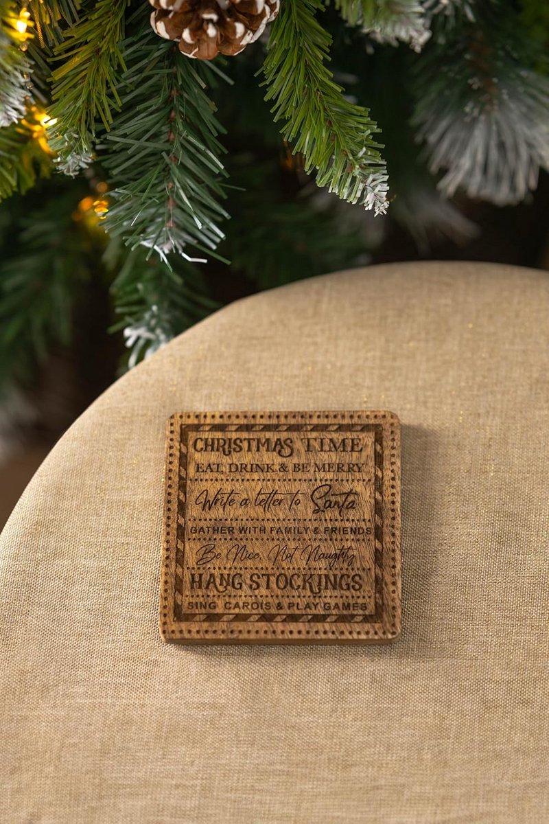 Set van 4 Houten Kerst Onderzetters met Houder - Vierkant Rustiek Tafeldecoratie