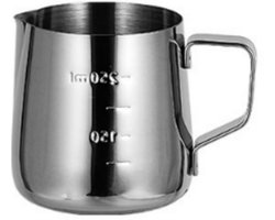 Melkopschuimer - Melkkannetje - Latte Art-kannetje - Gegradueerd - Roestvrij staal - Geschikt voor Latte Art - 250 ml - Zilver