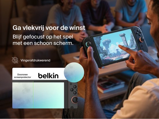 Man die een Nintendo Switch 2 speelt, met afbeeldingen van de screenprotector en de verpakking.