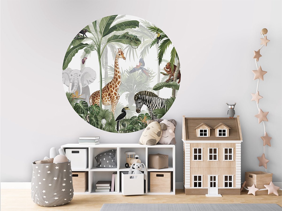Muursticker Jungle Jive Kikki Belle-kinderkamer-eyecatcher-giraf-zebra-olifant-toekan-aap-bosdieren-wanddecoratie-kinderkameraccessoires-100cm