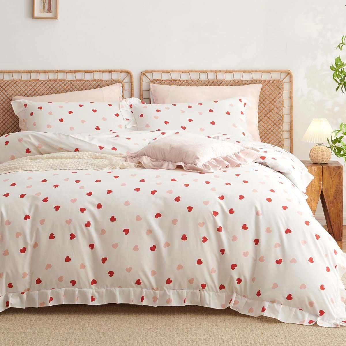 Unyqoos Romantisch beddengoedset met hartjesmotief en rits voor allergievriendelijk comfort rood
