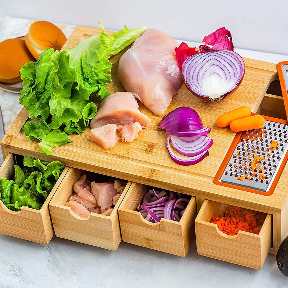 CHIWIN Snijplank - Bamboe Snijplank met 4 Opvangbakjes & 4 Raspbladen - Multifunctionele Ontbijtplank met Saptrog - Keukenaccessoire voor Groenten, Fruit en Kaas - Inclusief Opbergstandaard