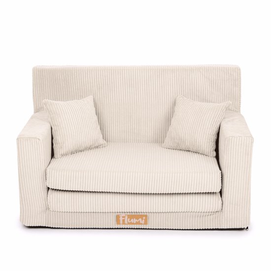 Mini-canapé côtelé beige avec deux coussins. Avec le logo 'Flumi' sur le devant.