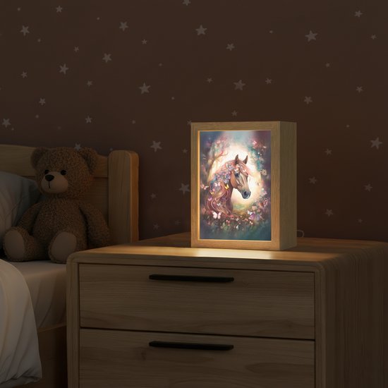 Nachtlampje 15x20 cm - Kinder lampje - Paard - Natuur - Bloemen - Vlinders - Bos - Tafellamp kinderkamer - Slaapkamer lamp - Bedlamp kinderen - Kinderlampje stopcontact - Wandlamp babykamer - Nachtlampjes van OnlyWow — afbeelding 2