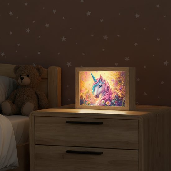 Nachtlampje 20x15 cm - Kinder lampje - Eenhoorn - Roze - Kleurrijk - Sprookjesbos - Tafellamp kinderkamer - Slaapkamer lamp - Bedlamp kinderen - Kinderlampje stopcontact - Wandlamp babykamer - Nachtlampjes van OnlyWow — afbeelding 2