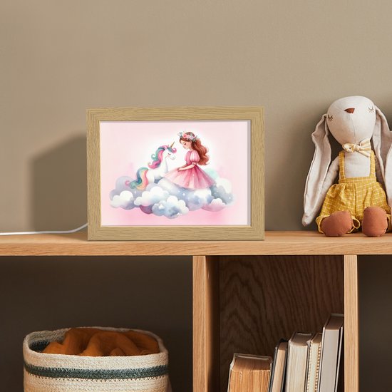 Nachtlampje 20x15 cm - Kinder lampje - Eenhoorn - Prinses - Unicorn - Roze - Wolken - Tafellamp kinderkamer - Slaapkamer lamp - Bedlamp kinderen - Kinderlampje stopcontact - Wandlamp babykamer - Nachtlampjes van Merkloos — afbeelding 3