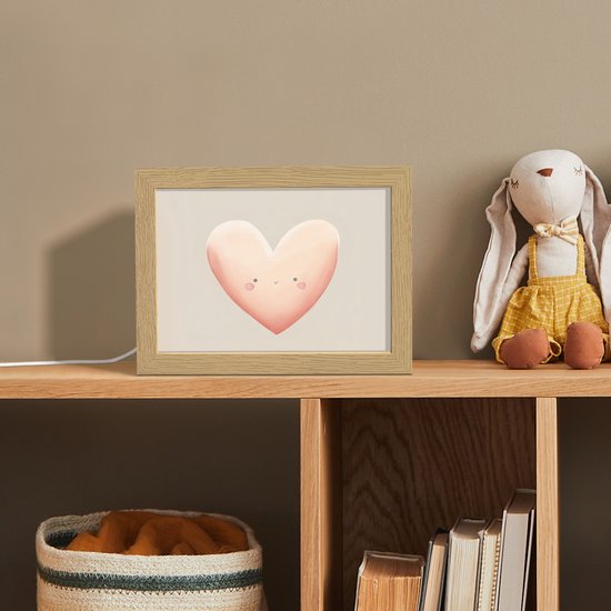 Nachtlampje 20x15 cm - Kinder lampje - Hart - Gezicht - Roze - Tafellamp kinderkamer - Slaapkamer lamp - Bedlamp kinderen - Kinderlampje stopcontact - Wandlamp babykamer - Nachtlampjes van Merkloos — afbeelding 3