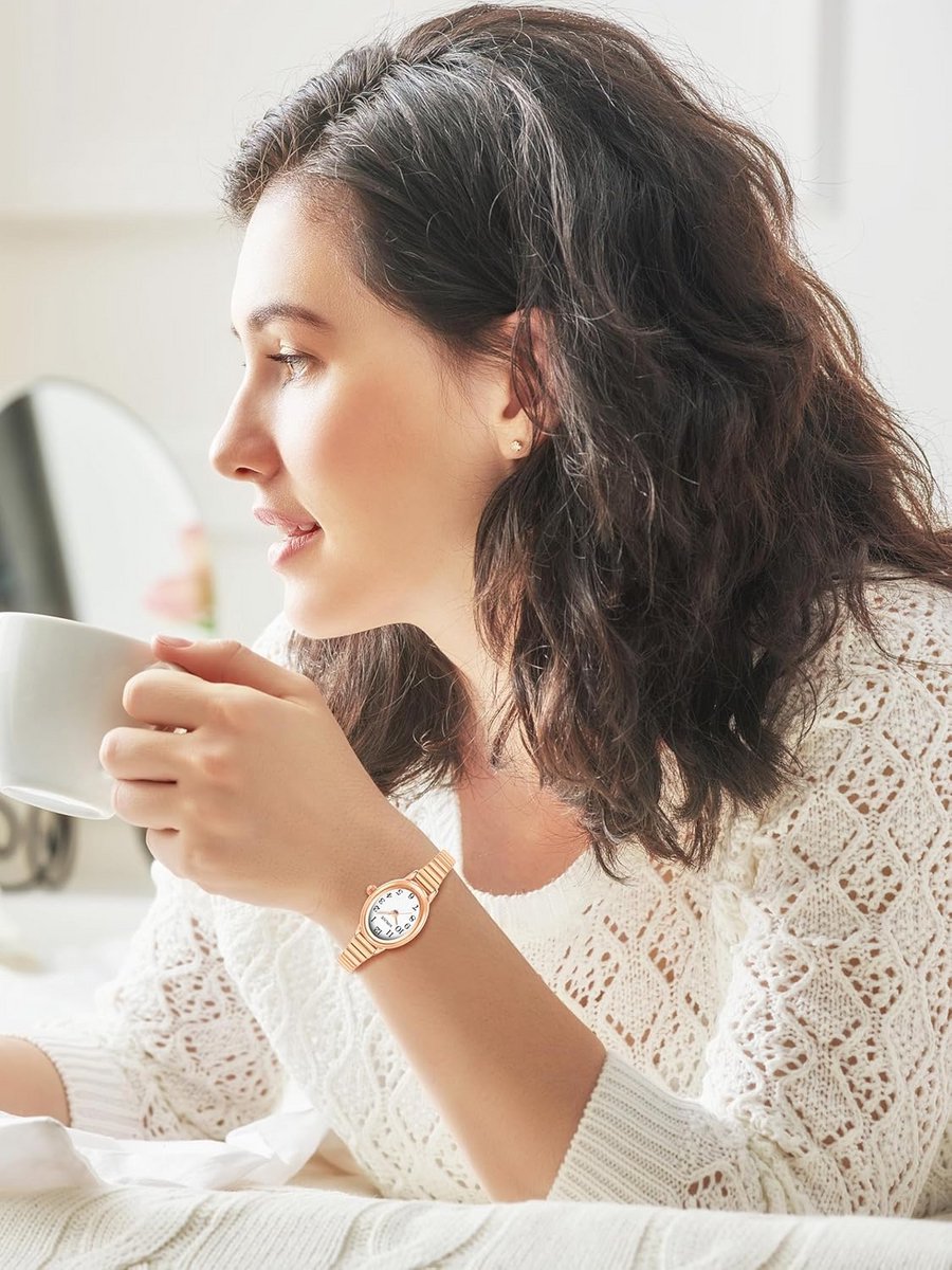 Elastische Armband Roestvrij Staal Compact Elegante Damespolshorloge Gemakkelijk Afleesbare Wijzerplaat Quartz