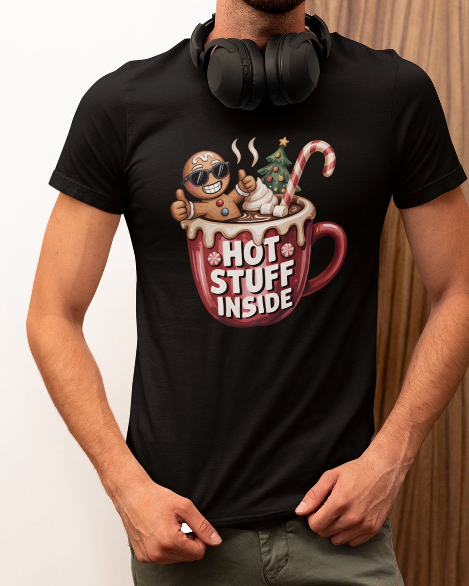 Hot Stuff Inside Kerst - Kerst T-shirt Zwart - Grappig T-shirt - Maat L - Kerst Cadeau Mannen - Limited Edition