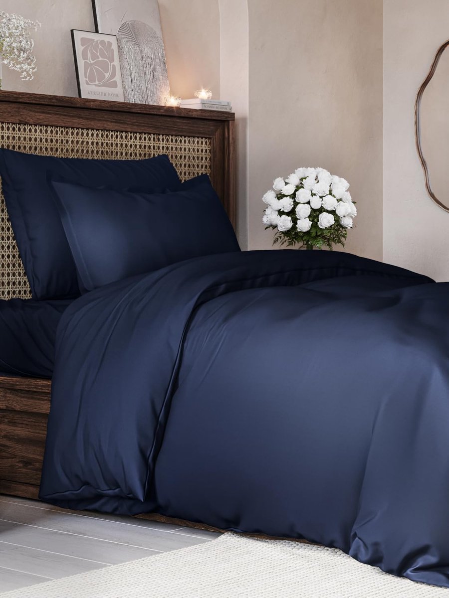Unyqoos Zachte en ademende 3-delige beddengoedset met ritssluiting en hoekbanden 155 x 220 Blauw