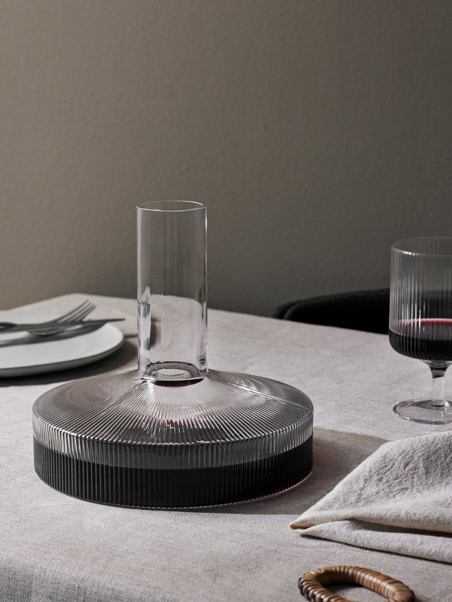 Ferm living - Ripple Wine Carafe - Helder - 1.1L