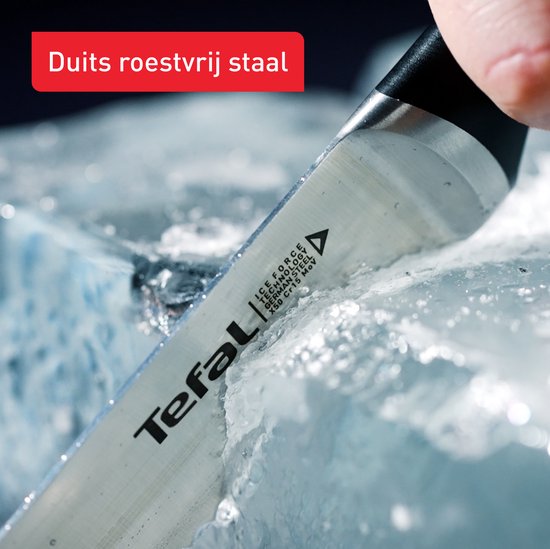 Tefal mes snijdt door ijsblokjes