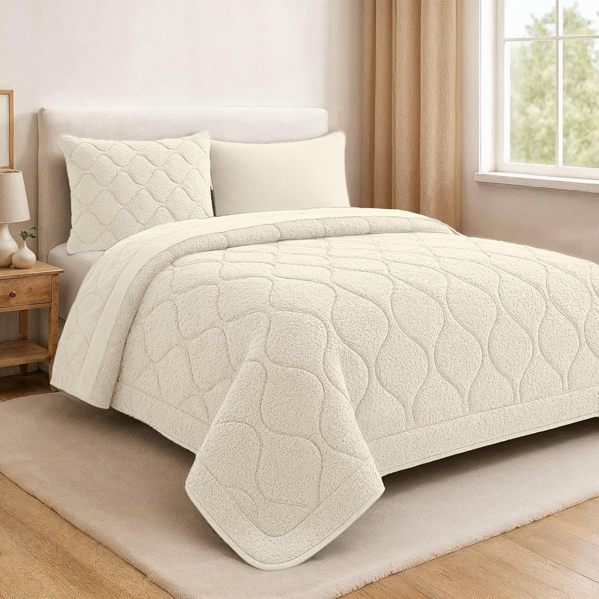 Dekbed zonder Overtrek - Teddy Premium - Beige - Tweepersoons - 240 x 200 - Superzacht & Wasbaar - Inclusief Kussenslopen