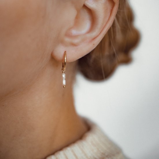 Hey Happiness Boucles d'Oreilles Doubles Perles Femme Argent 925 Plaqué Goud 18K – Boucles d'Oreilles Pendantes avec Perle d'Eau Douce – Goud