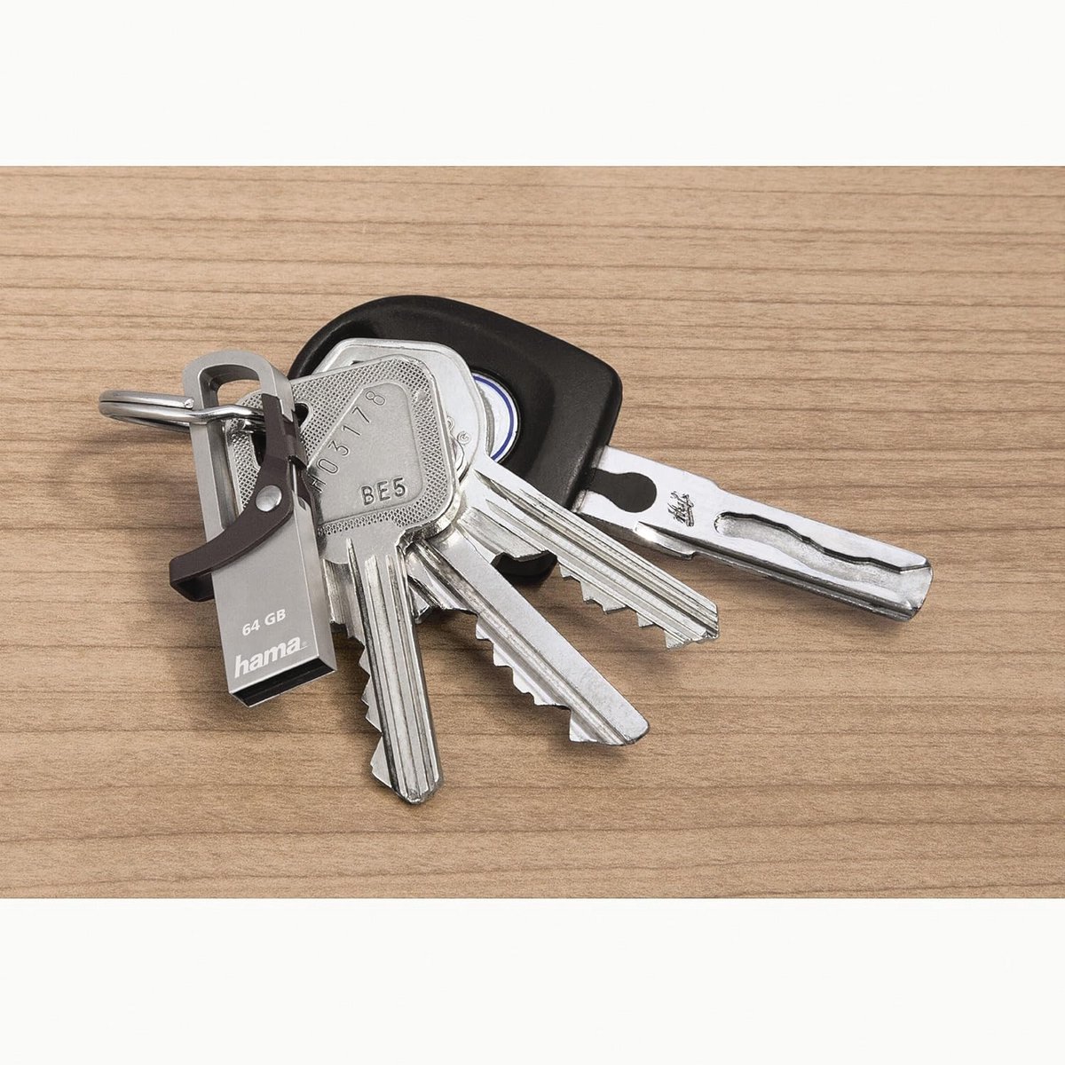 64 GB USB-stick met karabijnhaak - Gegevensstick met 15 MB/s overdrachtssnelheid