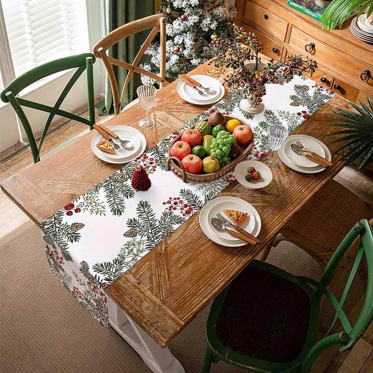 Elegante Groene Kerst Tafelloper met Dennenappel en Bessen Decoratie 40x140 cm