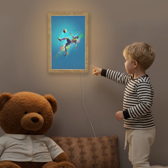 Nachtlampje 20x30 cm - Kinder lamp - Voetballer - Verfspatten - Kleurrijk - Bal - Tafellamp kinderkamer - Slaapkamer lamp - Bedlamp kinderen - Kinderlampje stopcontact - Wandlamp babykamer - Nachtlampjes van Merkloos — afbeelding 5