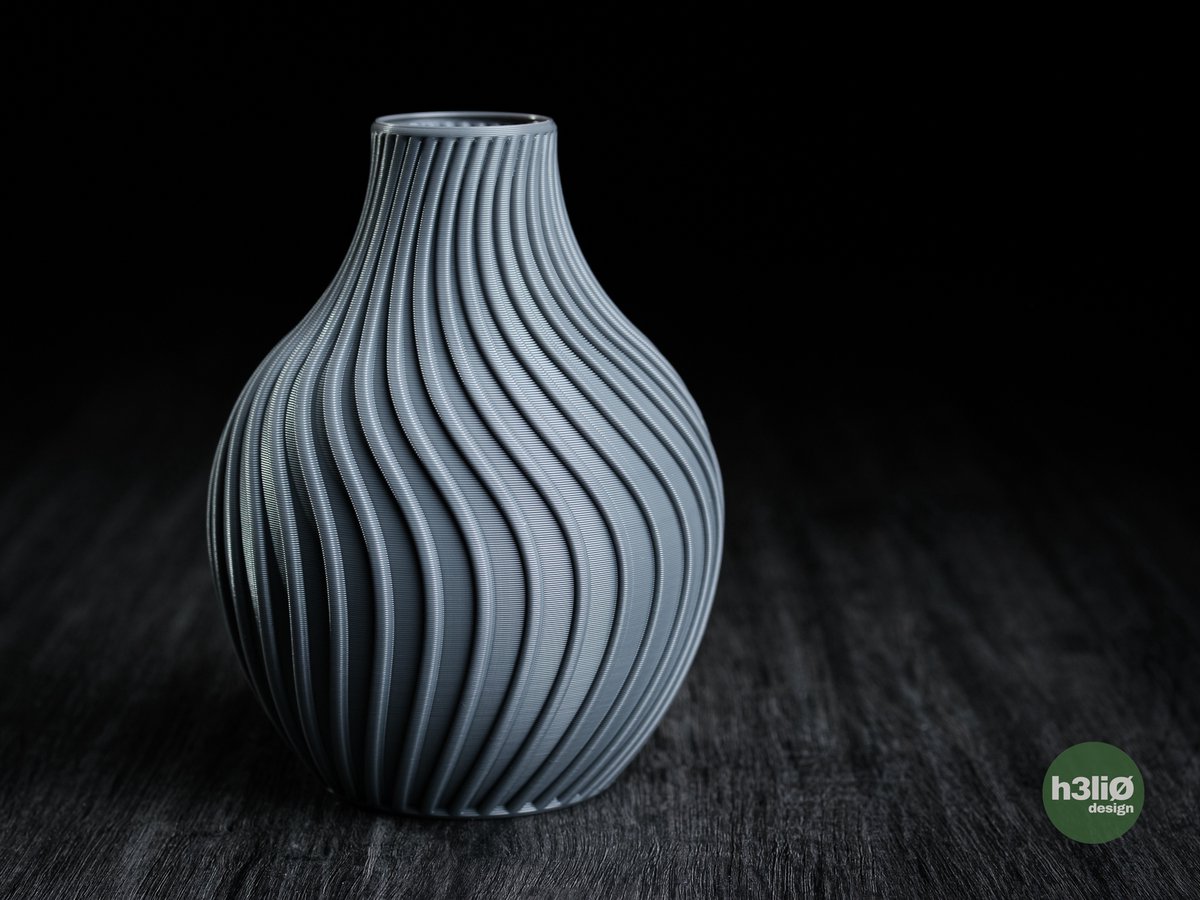Gleam Vase – 23×30 cm – Moderne Grote Design Vaas – High Flow PETG – Leverbaar in Zwart, Wit & Grijs – Perfect voor Droogbloemen & Interieurdecoratie