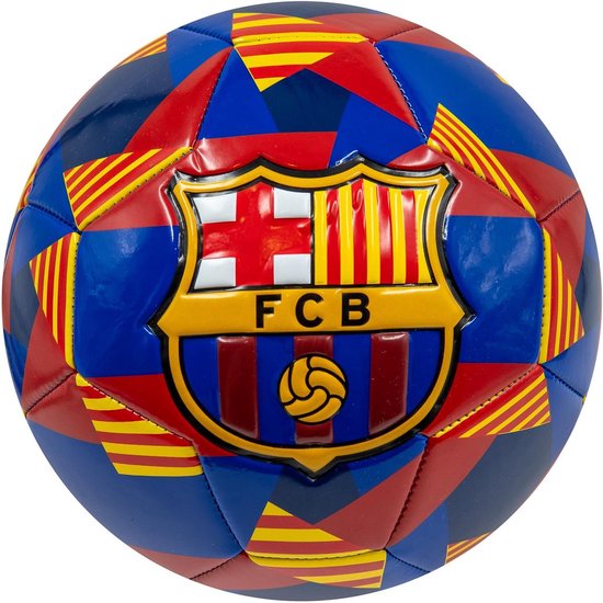 Voetbal met abstract patroon in rood, blauw en geel. FC Barcelona logo met tekst 'FCB'.