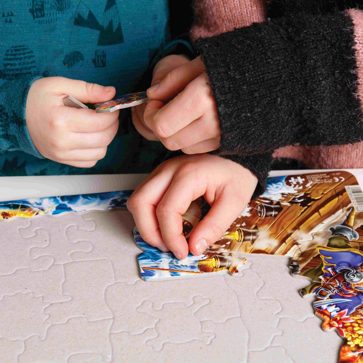Larsen Nederland met provincies en vlaggen – Puzzel – Kaarten & Geografie – Nederland – Educatieve legpuzzel voor kinderen – 48 stukjes – Gemaakt in Noorwegen – Extra dikke 2,5 mm stukjes – Tray met vaste rand — afbeelding 18