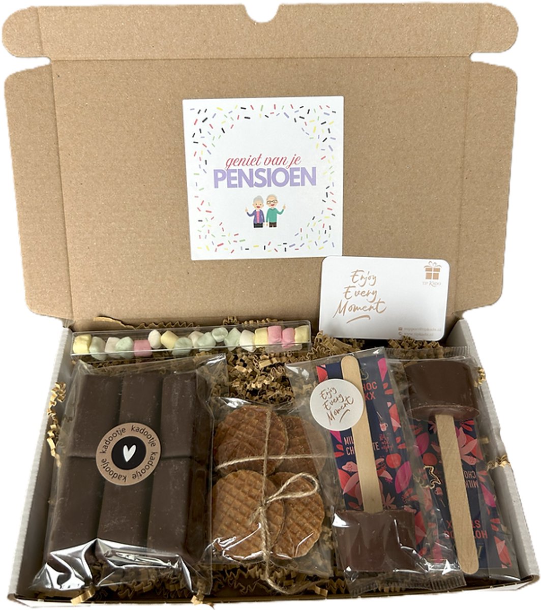 Pensioen choco brievenbus cadeau - chocoladestick - marshmallows - chocolade - stroopwafels