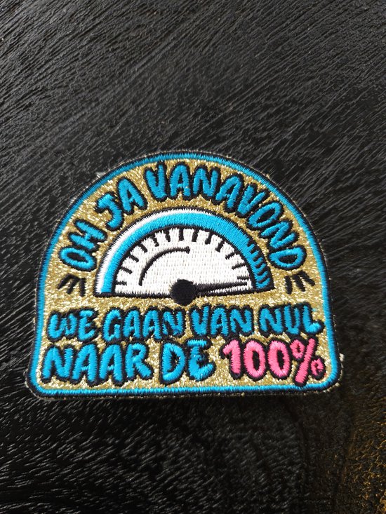 Carnavalsembleem "van nul naar 100%"