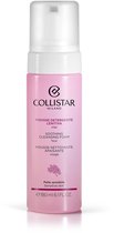 Roze Collistar mousse flacon met witte pompdispenser. Tekst in roze en paars.