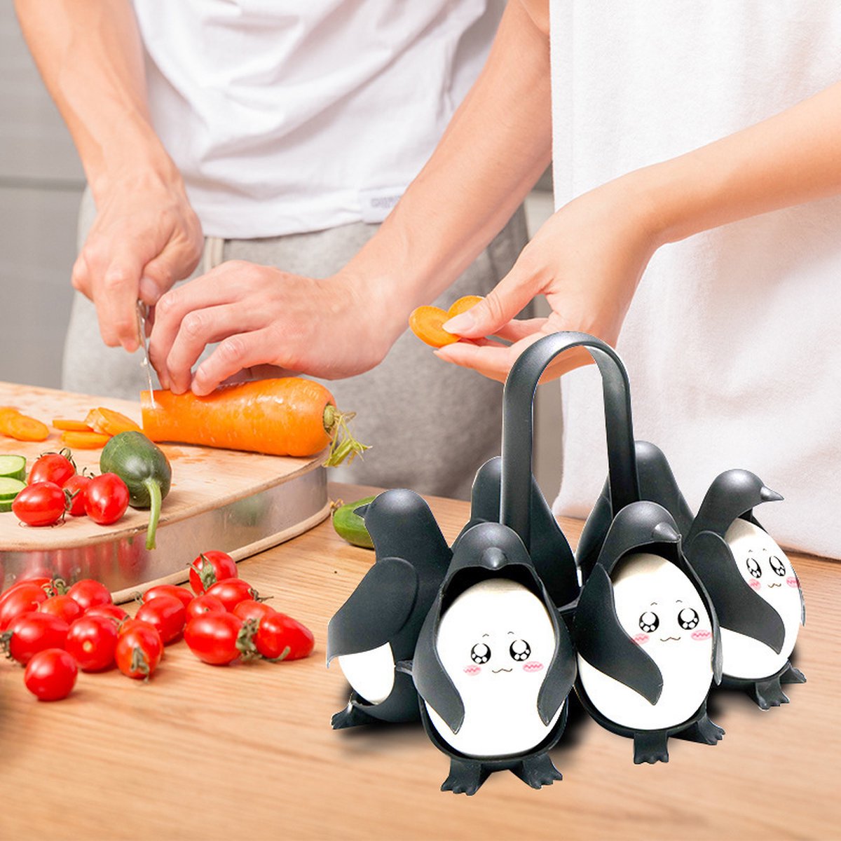 Porte-œufs pingouin au design saisissant cuiseur à œufs noir | bol.com