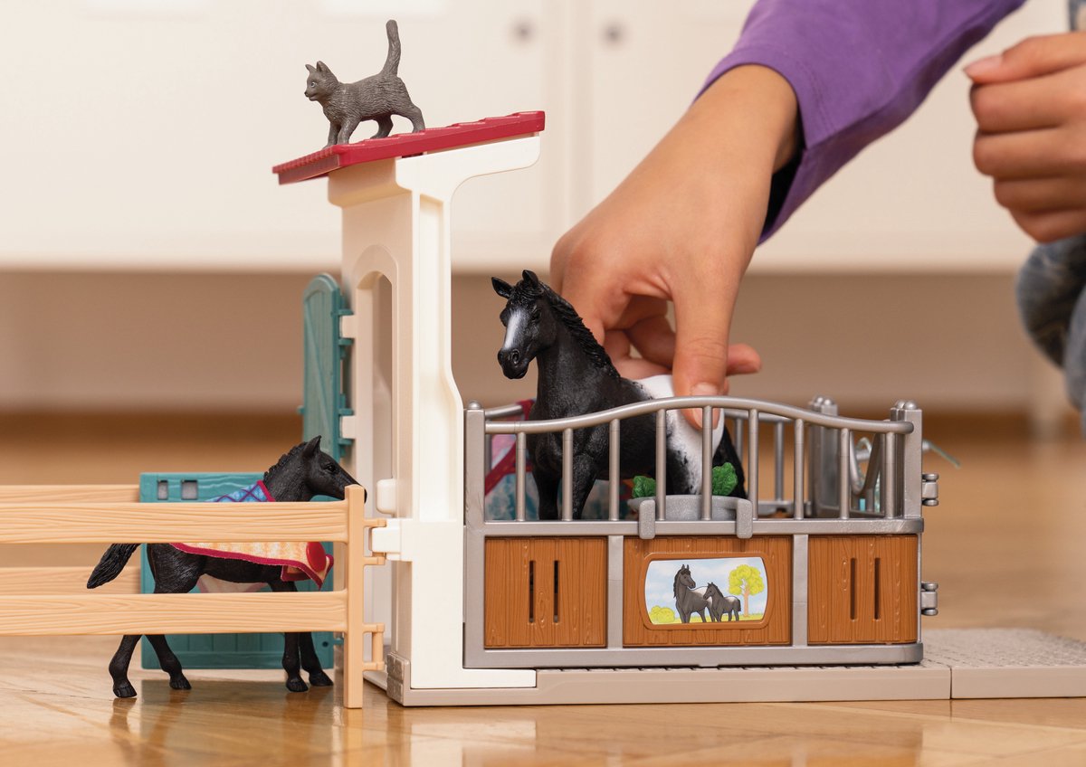 schleich HORSE CLUB - Paardenbox - met Merrie & Veulen - Afneembaar Zadel & Hoofdstel - Paarden Speelgoed - Kinderspeelgoed — afbeelding 12