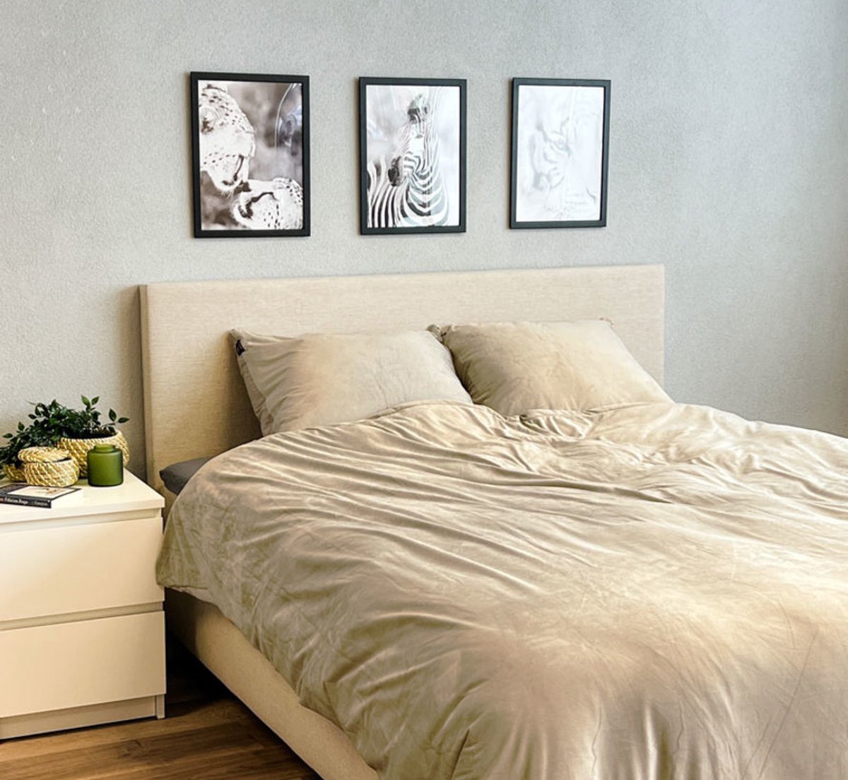 Beau Maison Velvet Dekbedovertrek Taupe Grey 200 x 220 cm + 2 kussenslopen