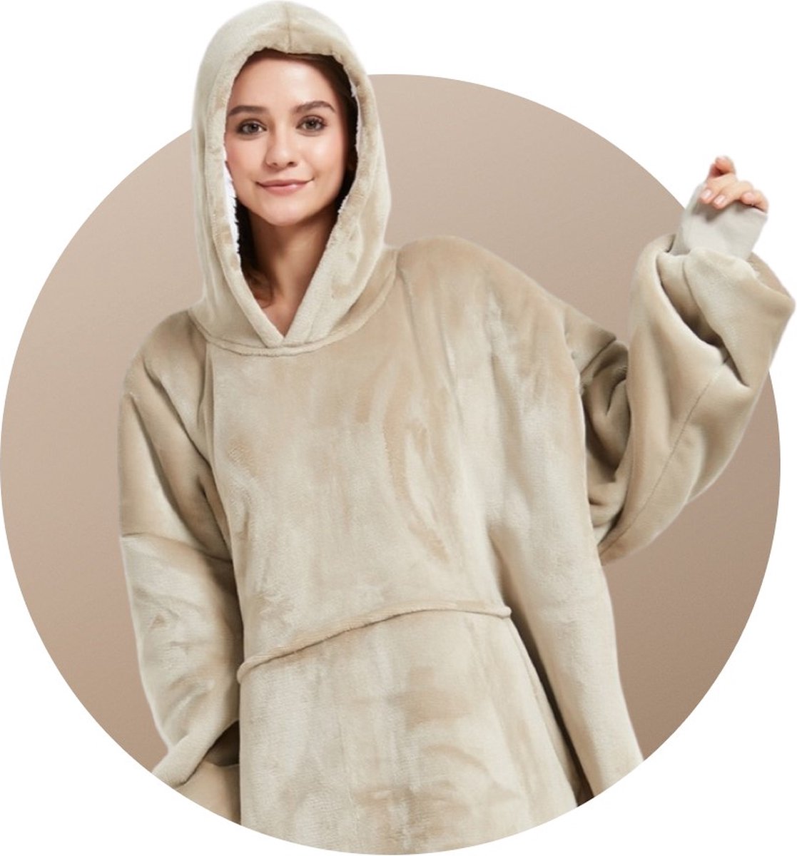 Badrock Hoodie deken - Fleece deken met mouwen en capuchon – Oversized hoodie deken met mouwen – Fleece TV deken – Draagbare deken - Plaid met mouwen – hoodie blanket - Warm & zacht – Fleece poncho – Beige — cadeau in Wonen & Interieur - foto 5