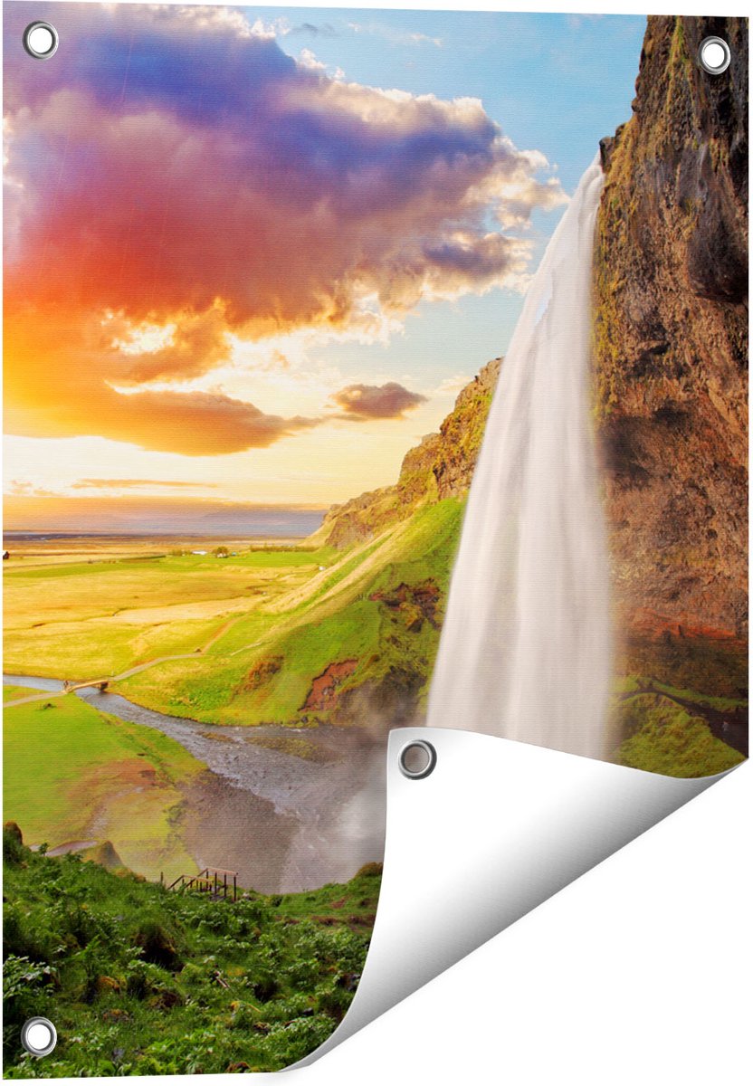 Gards Tuinposter Waterval in IJsland met Zonsondergang - 40x50 cm - Tuindoek - Tuindecoratie - Wanddecoratie buiten - Tuinschilderij Multikleur