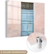 MuchoWow® Glasschilderij 40x30 cm - Schilderij acrylglas - Deur - Rome - Blauw - Architectuur - Foto op glas - Schilderijen
