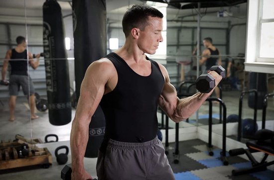 The Millennials Shapewear Shirt - Zwart - Taille M - Chemise de compression pour homme - Minceur - Look amincissant - Chemise Shapewear - sous-vêtement galbant pour enlever le ventre - Chemise Shapewear pour homme - débardeur sans couture