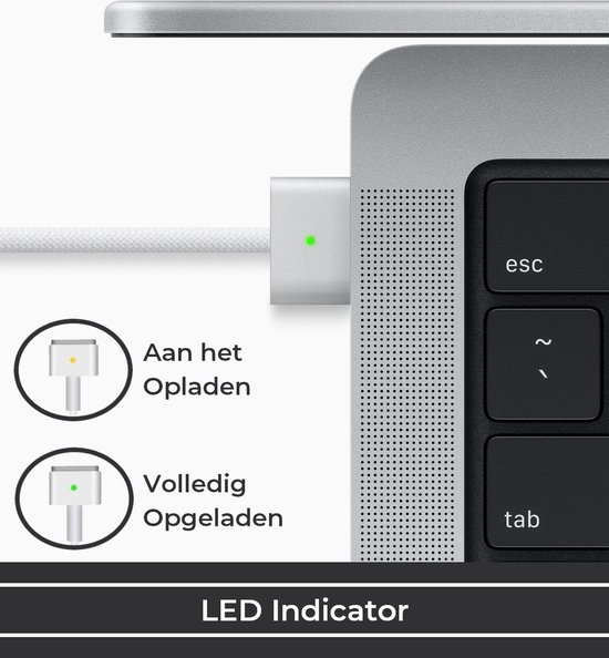 Connecteur MagSafe 2 dans un MacBook Air, avec indicateur LED allumé en vert.