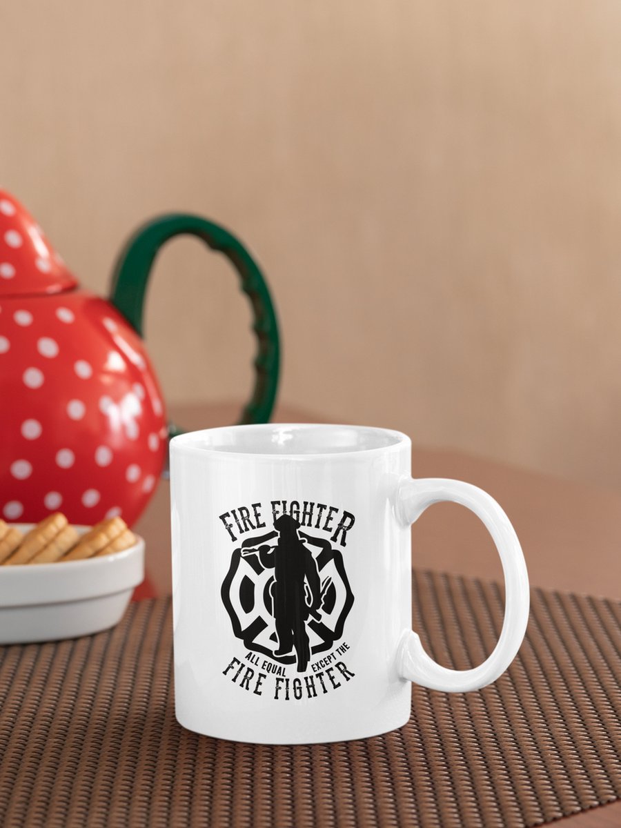 Rick & Rich Mok - Mok All Equal - Mok Firefighter - Mok met opdruk - Grappige Mok - Witte koffie mok bedrukt - Witte thee mok - Mug quote - Mok met quote - Cadeau voor man - Cadeau voor vrouw