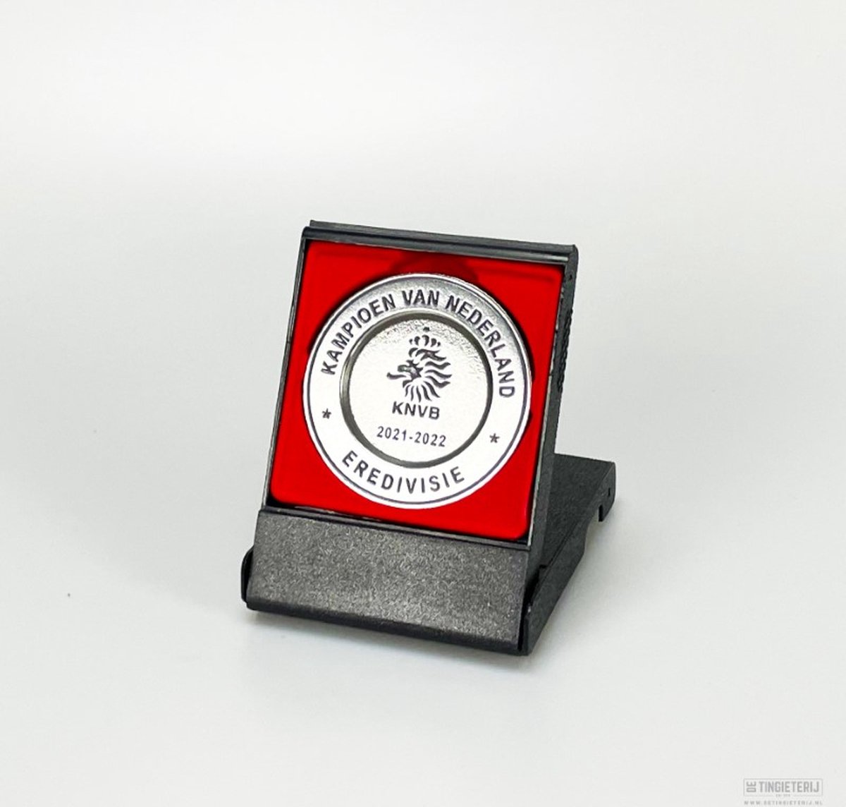 Miniatuur Kampioensschaal - Eredivisie 2021-2022 - Originele miniatuur - Officieel KNVB product - Schaal Ajax - Cadeau Ajax - Ajax artikelen - Kampioen van Nederland - Ajax voetbal - Ajax Kampioen