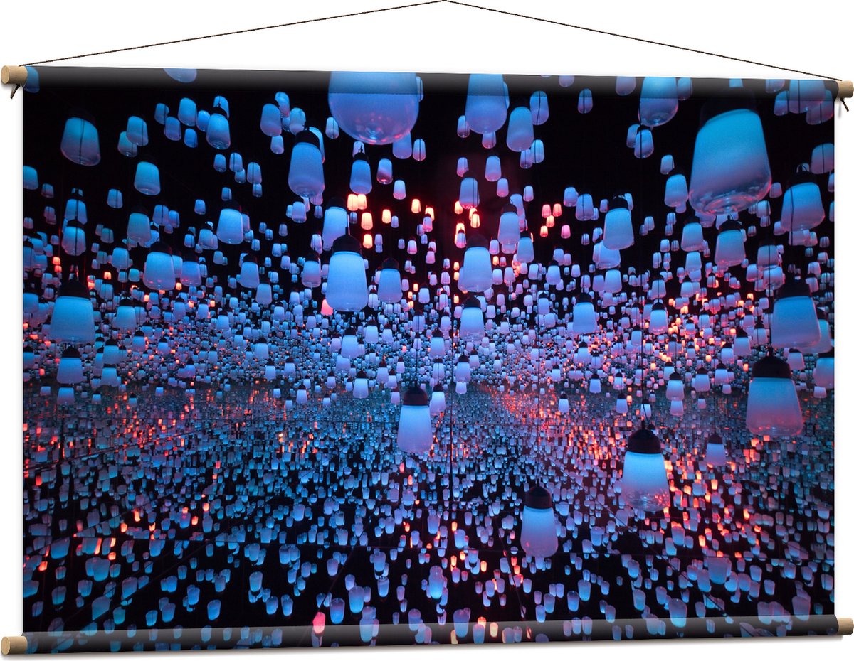 Textielposter - Opgekleurde Lampen bij een Spiegel - 120x80 cm Foto op Textiel