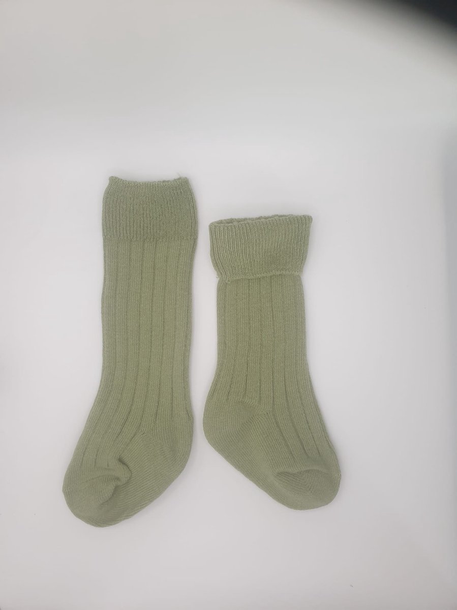 Baby kniekousen kaki groen hoge kous 0-12 maanden