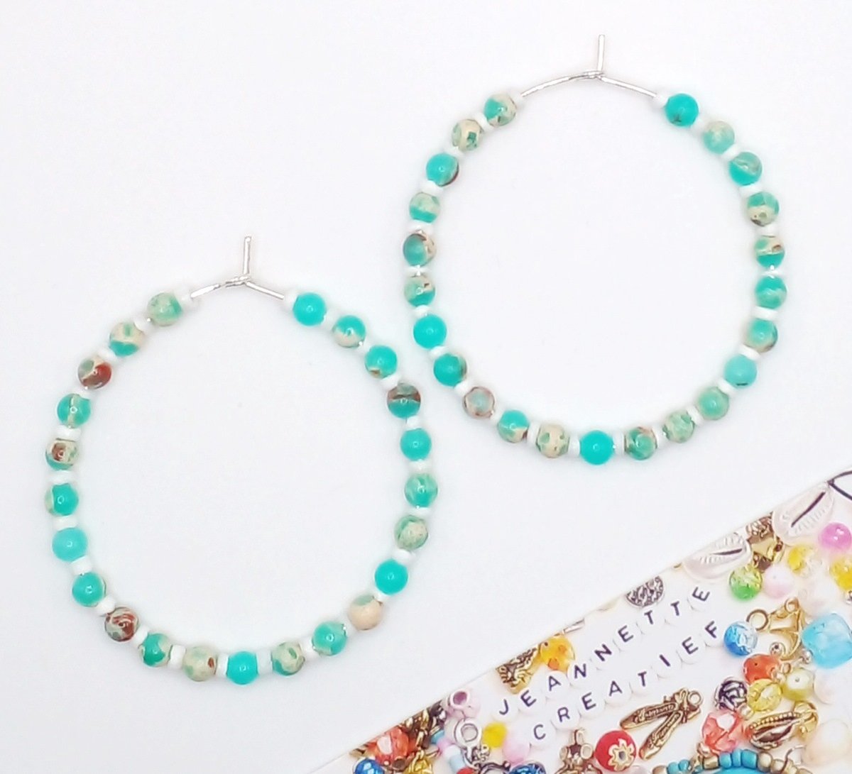 Jeannette-Creatief® - Beach - Turquoise - Oorringen - Oorhangers - Oorbellen - Natuursteen - Heishi Schelpen - IBIZA Chic – Boho Chic – Bohemian – Bohemien - Ibiza Style
